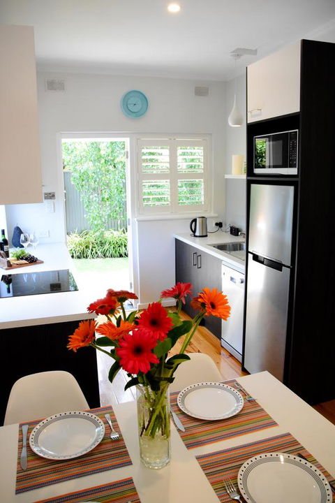 City To Sea - Accommodation Main Beach 4