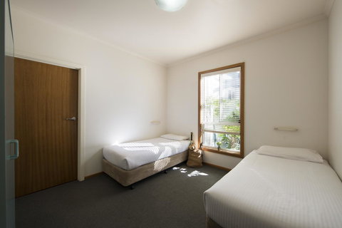 The Retreat West Beach Parks - Accommodation Main Beach 25