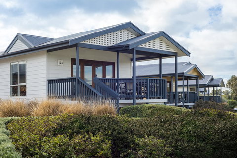 The Retreat West Beach Parks - Accommodation Main Beach 14