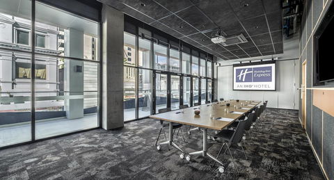 Holiday Inn Express Adelaide City Centre, An IHG Hotel - Accommodation Main Beach 40