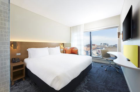 Holiday Inn Express Adelaide City Centre, An IHG Hotel - Accommodation Main Beach 0