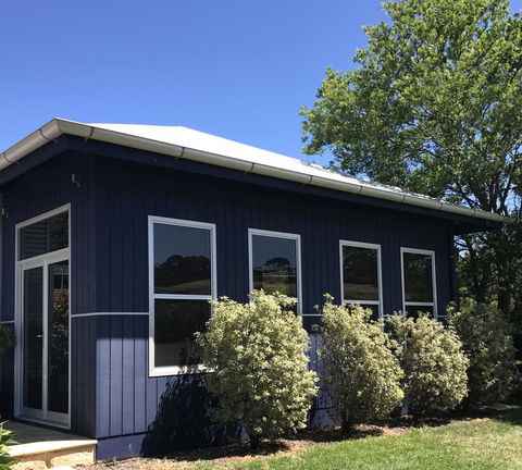 S T U D I O 22 Peaceful Retreat With Garden Views - Accommodation Main Beach 15