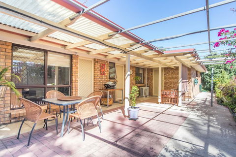 Tanunda\'s Magpie House - Accommodation Main Beach 21