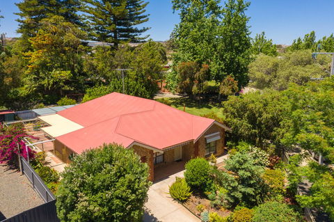 Tanunda\'s Magpie House - Accommodation Main Beach 1