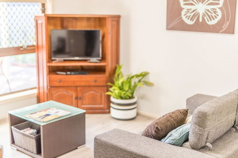 Tanunda\'s Magpie House - Accommodation Main Beach 14