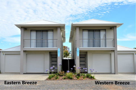 Eastern Breeze - Accommodation Main Beach 38