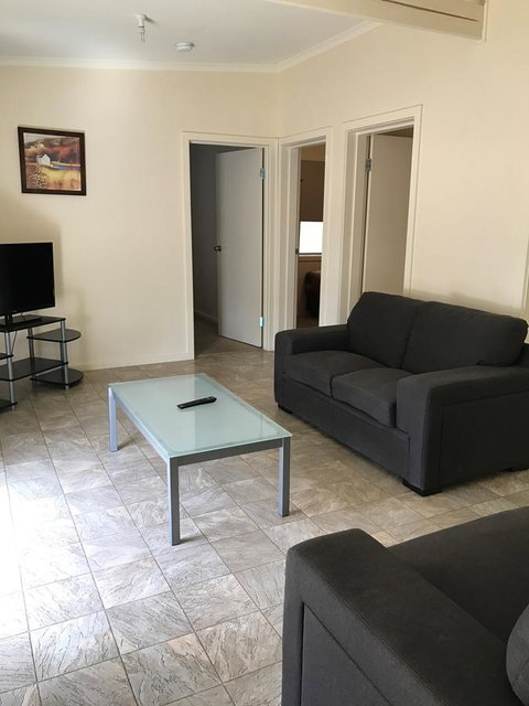 Discovery Parks - Roxby Downs - Accommodation Main Beach 9