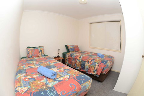 Discovery Parks - Roxby Downs - Accommodation Main Beach 3