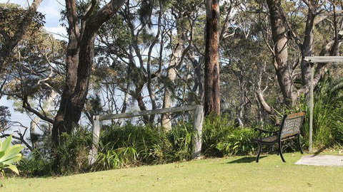 \'Point Break\' Your Waterfront Break At The Point - Accommodation Main Beach 13