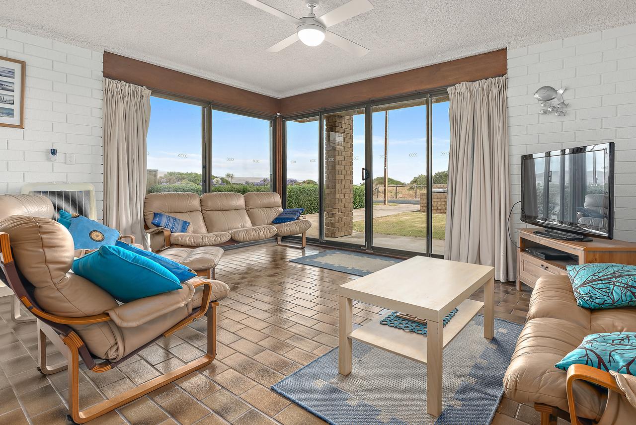 Aldinga Beach SA Accommodation Main Beach
