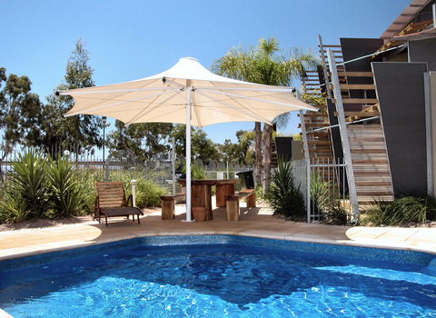 Majestic Oasis Apartments - Accommodation Main Beach 5