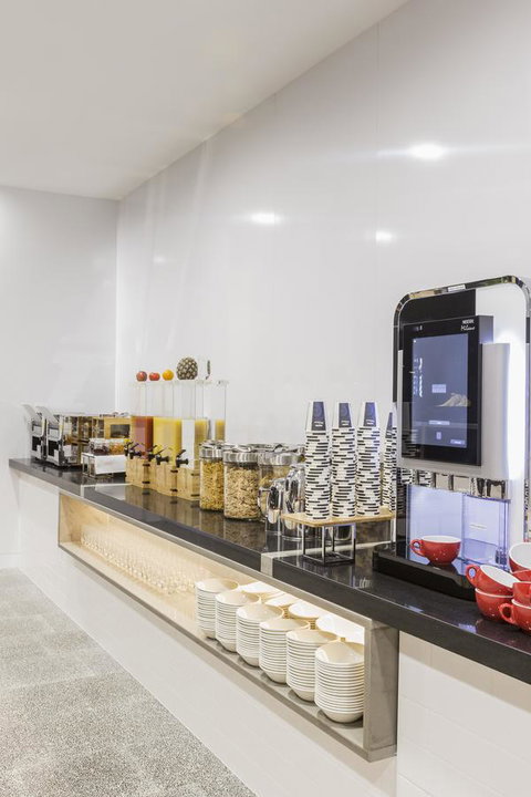Ibis Adelaide - Accommodation Main Beach 18
