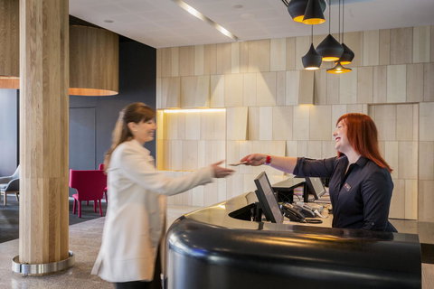 Ibis Adelaide - Accommodation Main Beach 14