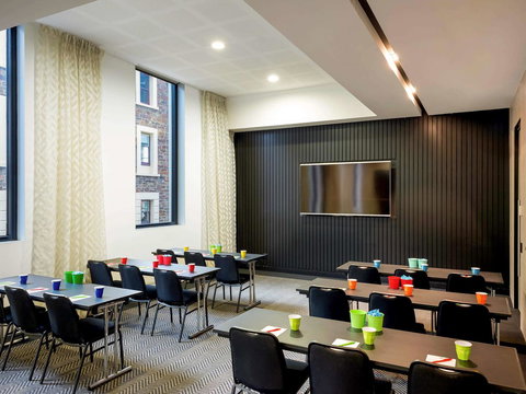 Ibis Adelaide - Accommodation Main Beach 33