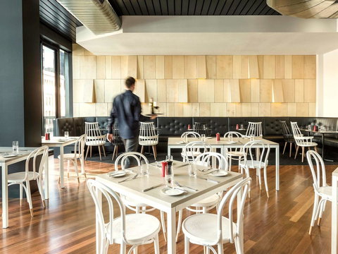 Ibis Adelaide - Accommodation Main Beach 41