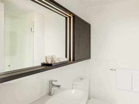 Ibis Adelaide - Accommodation Main Beach 37