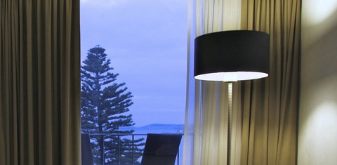 Bay 10 - Suites And Apartments - Accommodation Main Beach 31