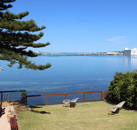 Bay 10 - Suites and Apartments - Accommodation Main Beach