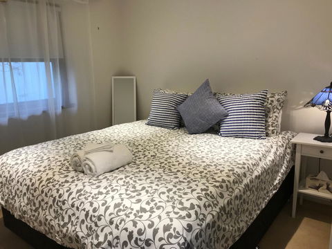 Ambrosia Holiday Home - Accommodation Main Beach 5