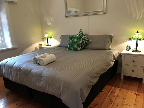 Ambrosia Holiday Home - Accommodation Main Beach 3
