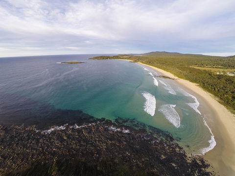 BIG4 Tasman Holiday Parks - Racecourse Beach - Accommodation Main Beach 4
