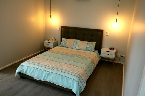 The Purple Door On Seaview - Accommodation Main Beach 10