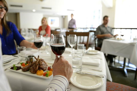 Grosvenor Hotel Adelaide - Accommodation Main Beach 2