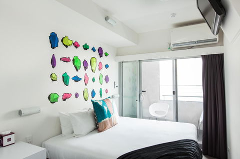 Majestic Minima Hotel - Accommodation Main Beach 14