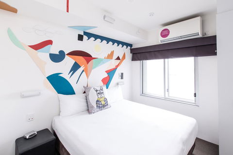 Majestic Minima Hotel - Accommodation Main Beach 3