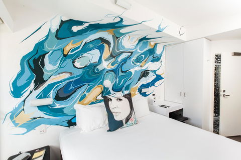 Majestic Minima Hotel - Accommodation Main Beach 19