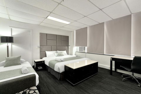Cosmo On Bank - Accommodation Main Beach 6