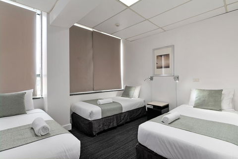 Cosmo On Bank - Accommodation Main Beach 8