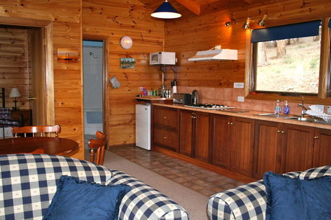 Molly's Chase - Accommodation Main Beach 3