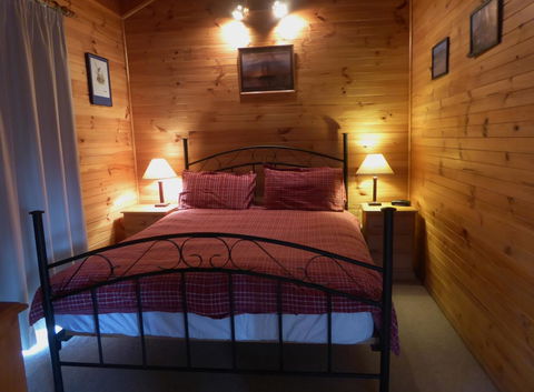 Molly's Chase - Accommodation Main Beach 20