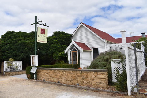 A Coonawarra Experience - Accommodation Main Beach 27