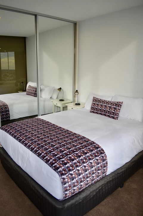 VUEonKW - Accommodation Main Beach 10