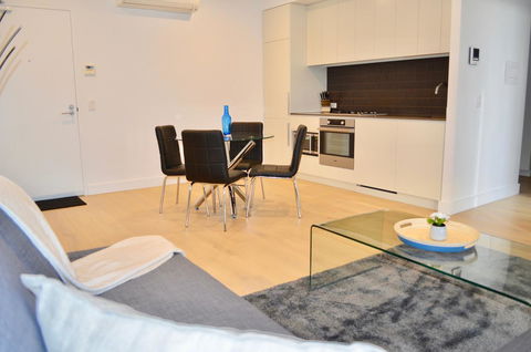 VUEonKW - Accommodation Main Beach 5