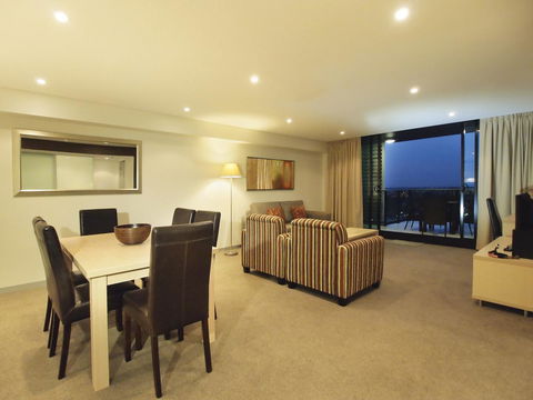 Oaks Adelaide Horizons Suites - Accommodation Main Beach 12