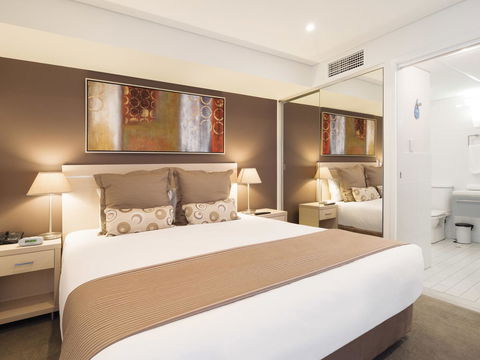 Oaks Adelaide Horizons Suites - Accommodation Main Beach 8