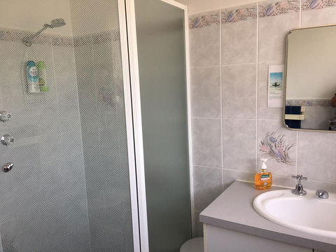 Emu Bay Holiday Homes - Accommodation Main Beach 35