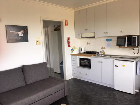 Emu Bay Holiday Homes - Accommodation Main Beach 36