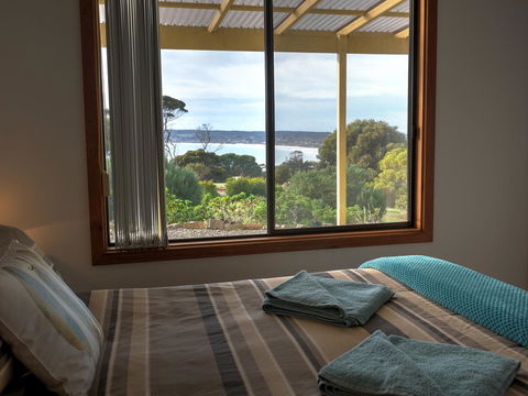 Emu Bay Holiday Homes - Accommodation Main Beach 32