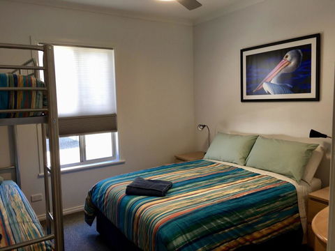 Emu Bay Holiday Homes - Accommodation Main Beach 18