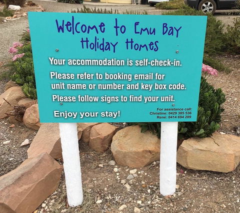 Emu Bay Holiday Homes - Accommodation Main Beach 39