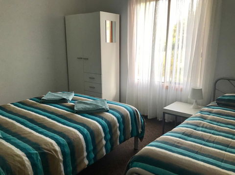 Emu Bay Holiday Homes - Accommodation Main Beach 34