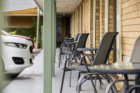Garden City Motor Inn - Accommodation Main Beach 26