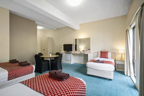 Garden City Motor Inn - Accommodation Main Beach 24