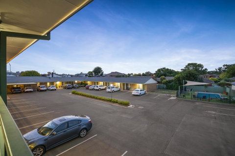 Garden City Motor Inn - Accommodation Main Beach 36