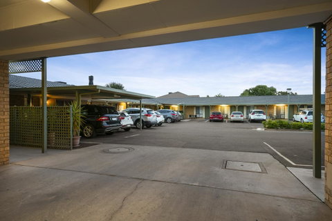 Garden City Motor Inn - Accommodation Main Beach 44