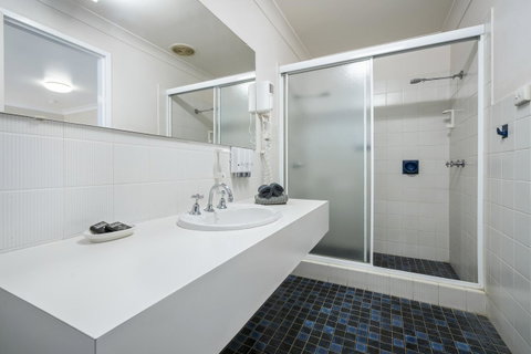 Garden City Motor Inn - Accommodation Main Beach 30